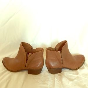 Lucky Brand Brown Ankle Books w/ Zippers (Size 7)
